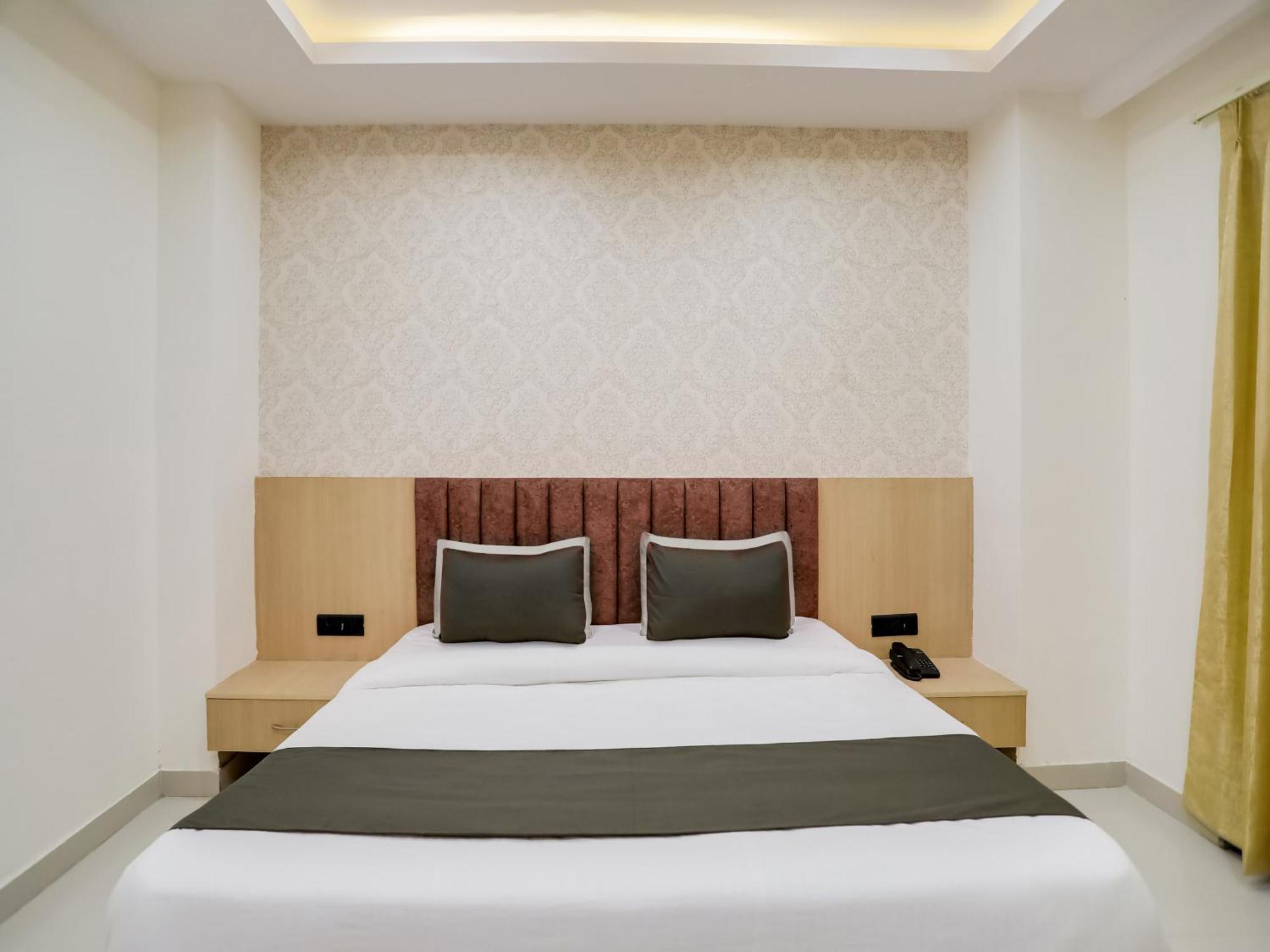 Townhouse Magnolia Corporate Stays グルガウン エクステリア 写真